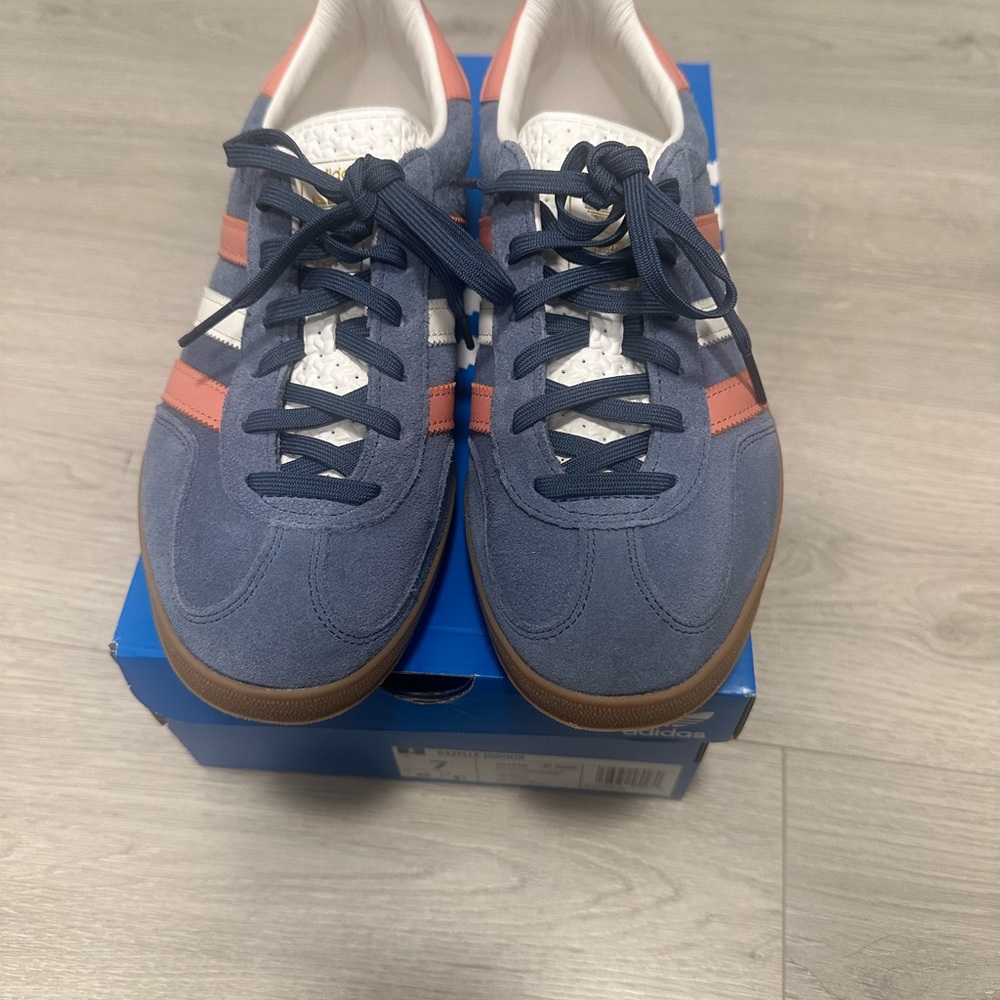 Adidas Gazelle Blue, pink and White Sneakers